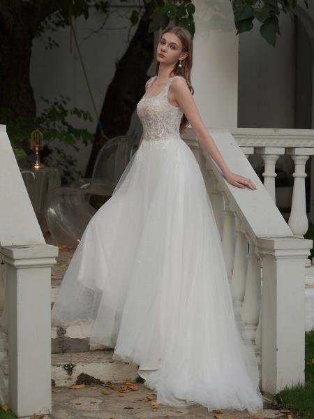 Elegantes Brautkleid mit Spitzenkorsage und Tüllrock SH-022